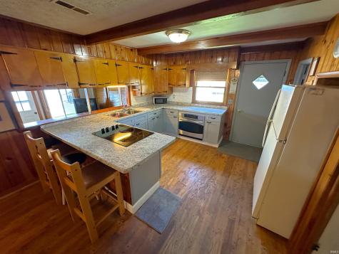 4863 E Elmer Girtz Drive Monticello IN 47960