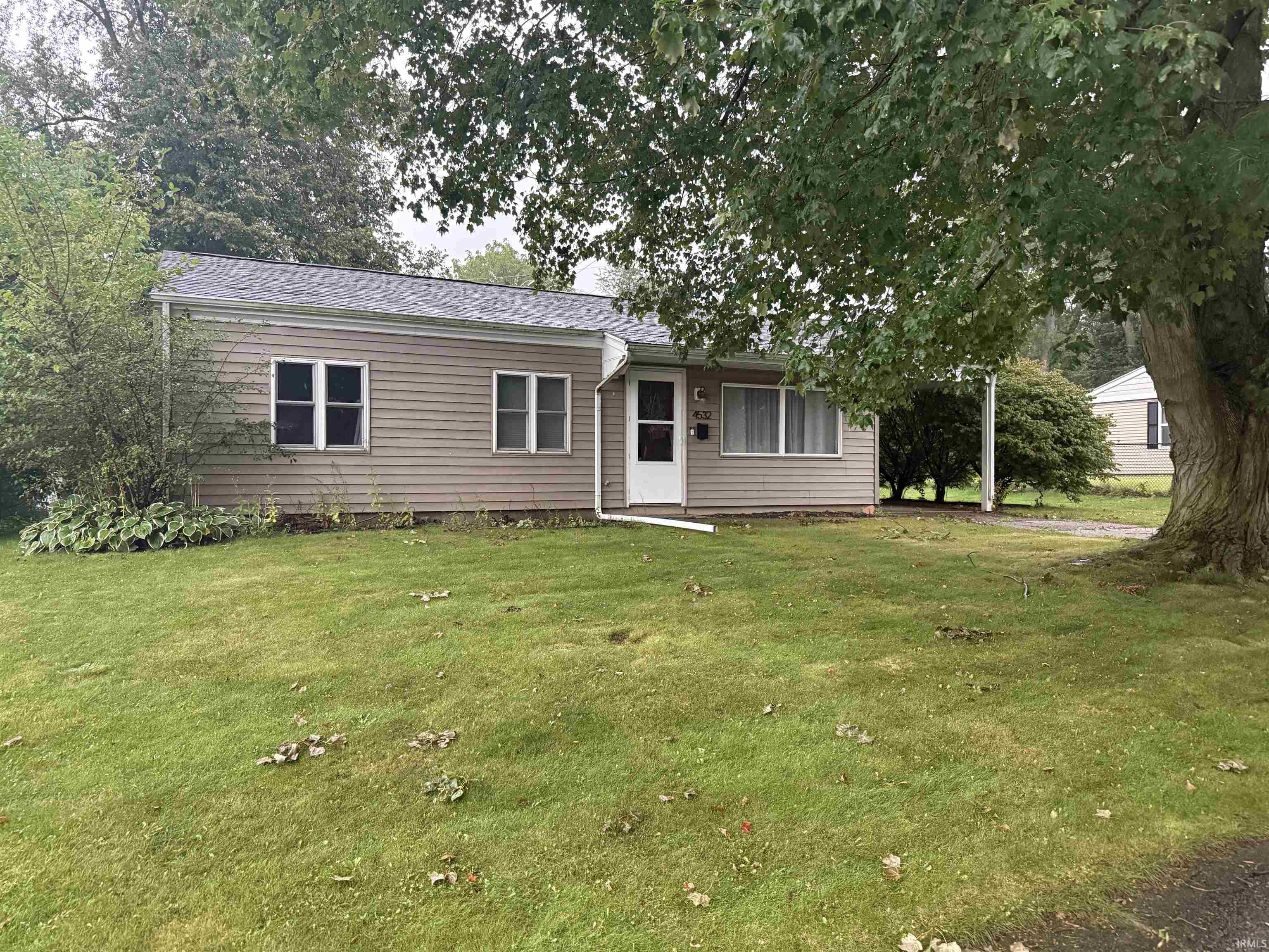4532 E Macgregor Road South Bend IN 46614