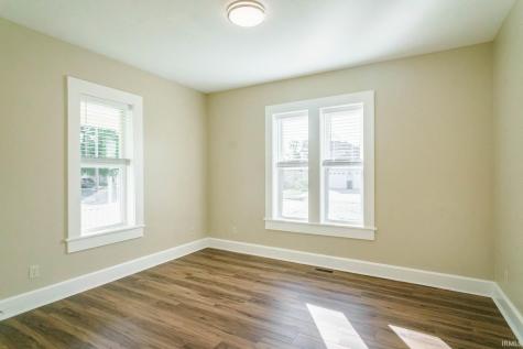 702 N Hill Street South Bend IN 46617