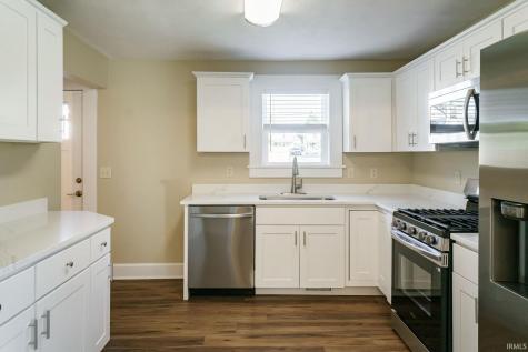 702 N Hill Street South Bend IN 46617