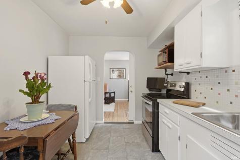 2415 Glenwood Avenue Fort Wayne IN 46805