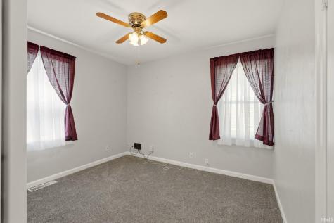 2415 Glenwood Avenue Fort Wayne IN 46805
