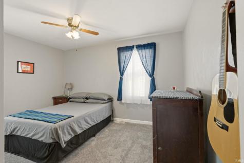 2415 Glenwood Avenue Fort Wayne IN 46805