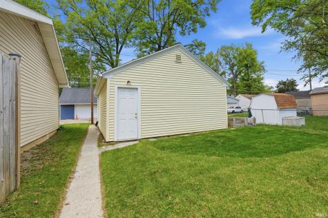 2415 Glenwood Avenue Fort Wayne IN 46805