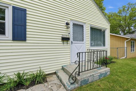 2415 Glenwood Avenue Fort Wayne IN 46805