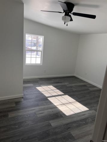 303 E North Street Winslow IN 47598