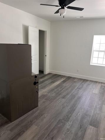 303 E North Street Winslow IN 47598