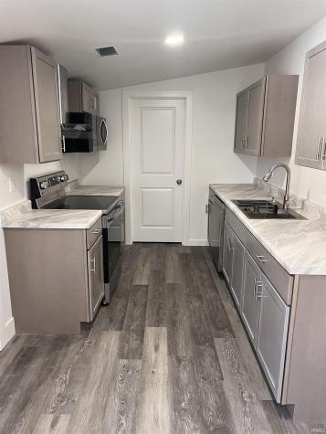 303 E North Street Winslow IN 47598