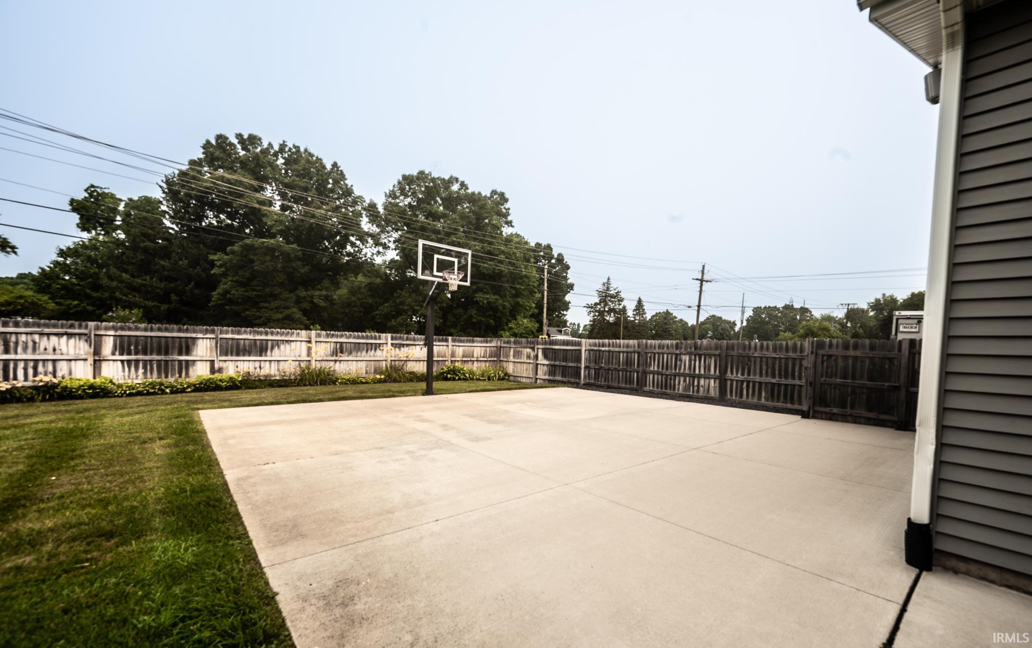 54500 Beech Road Osceola IN 46561