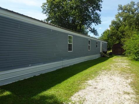 8215 S U.s. 421 San Pierre IN 46374