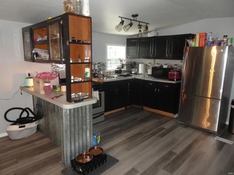 8215 S U.s. 421 San Pierre IN 46374