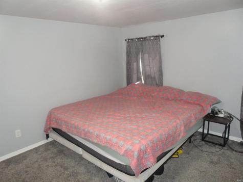 8215 S U.s. 421 San Pierre IN 46374