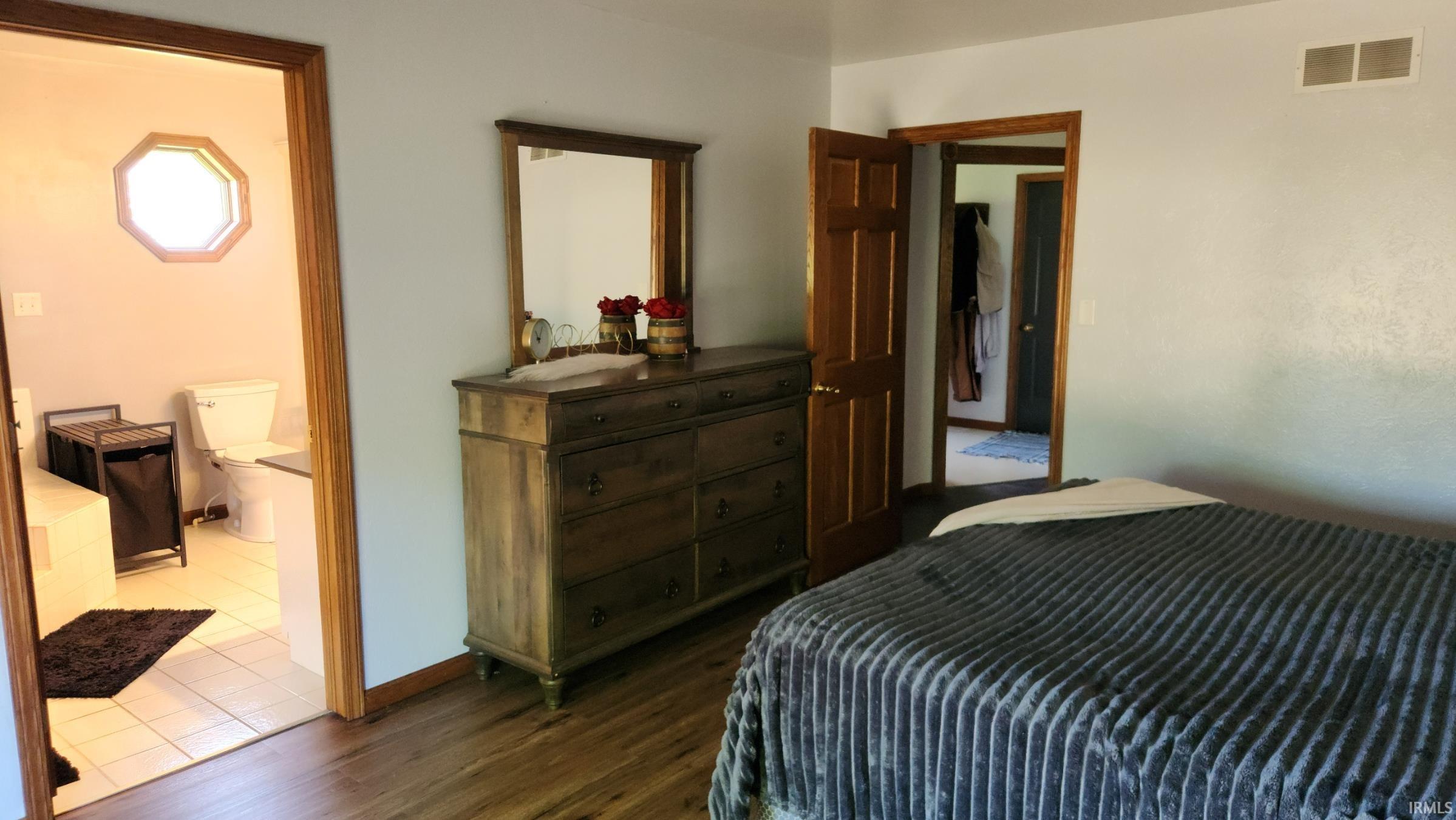 57051 County Road 33 Middlebury IN 46540