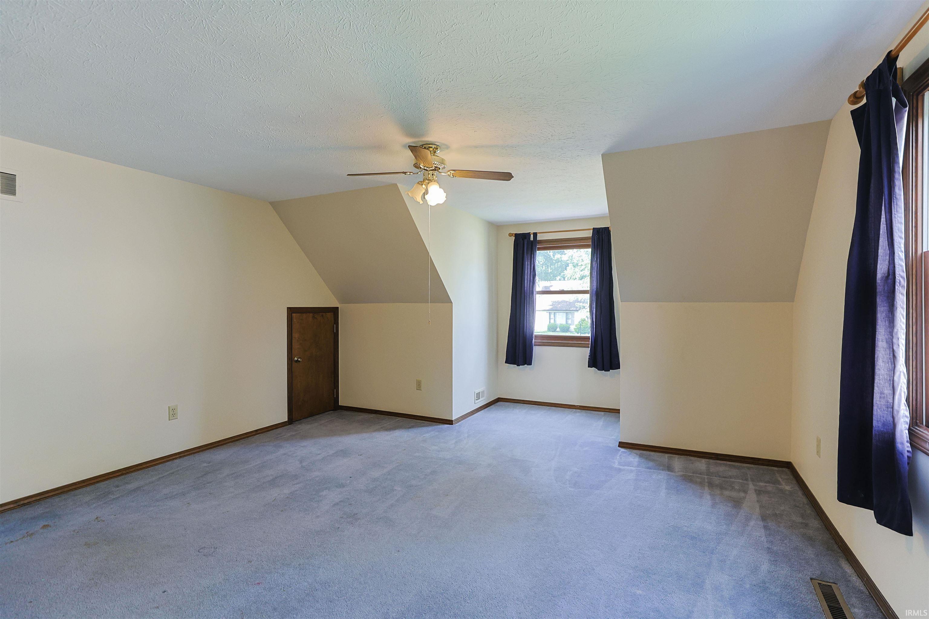 52026 Larkspur Circle Granger IN 46530