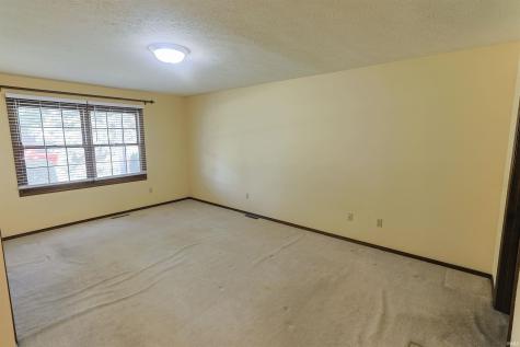 52026 Larkspur Circle Granger IN 46530