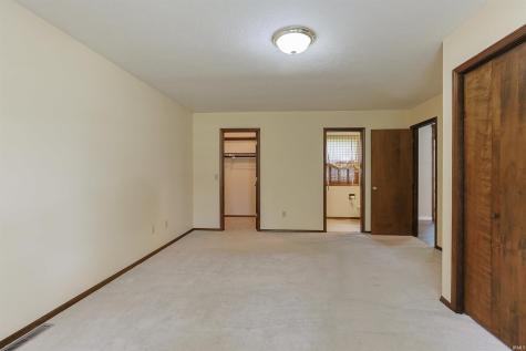 52026 Larkspur Circle Granger IN 46530