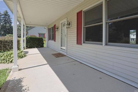 52026 Larkspur Circle Granger IN 46530