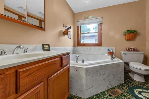 7669 N John Young Road Unionville IN 47468