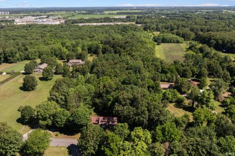 10281 County Road 4 Middlebury IN 46540