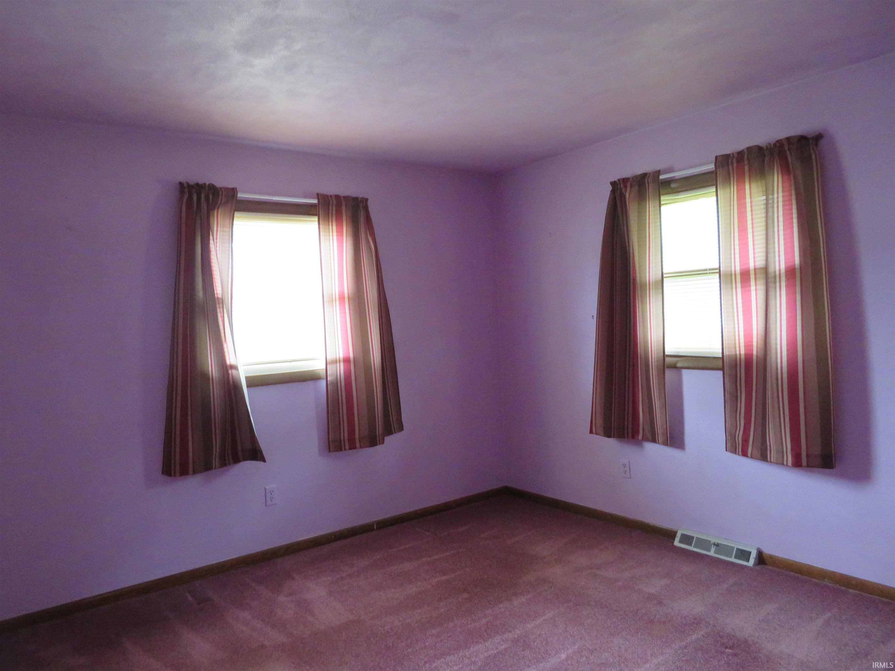 3376 E Kenway Drive Warsaw IN 46580
