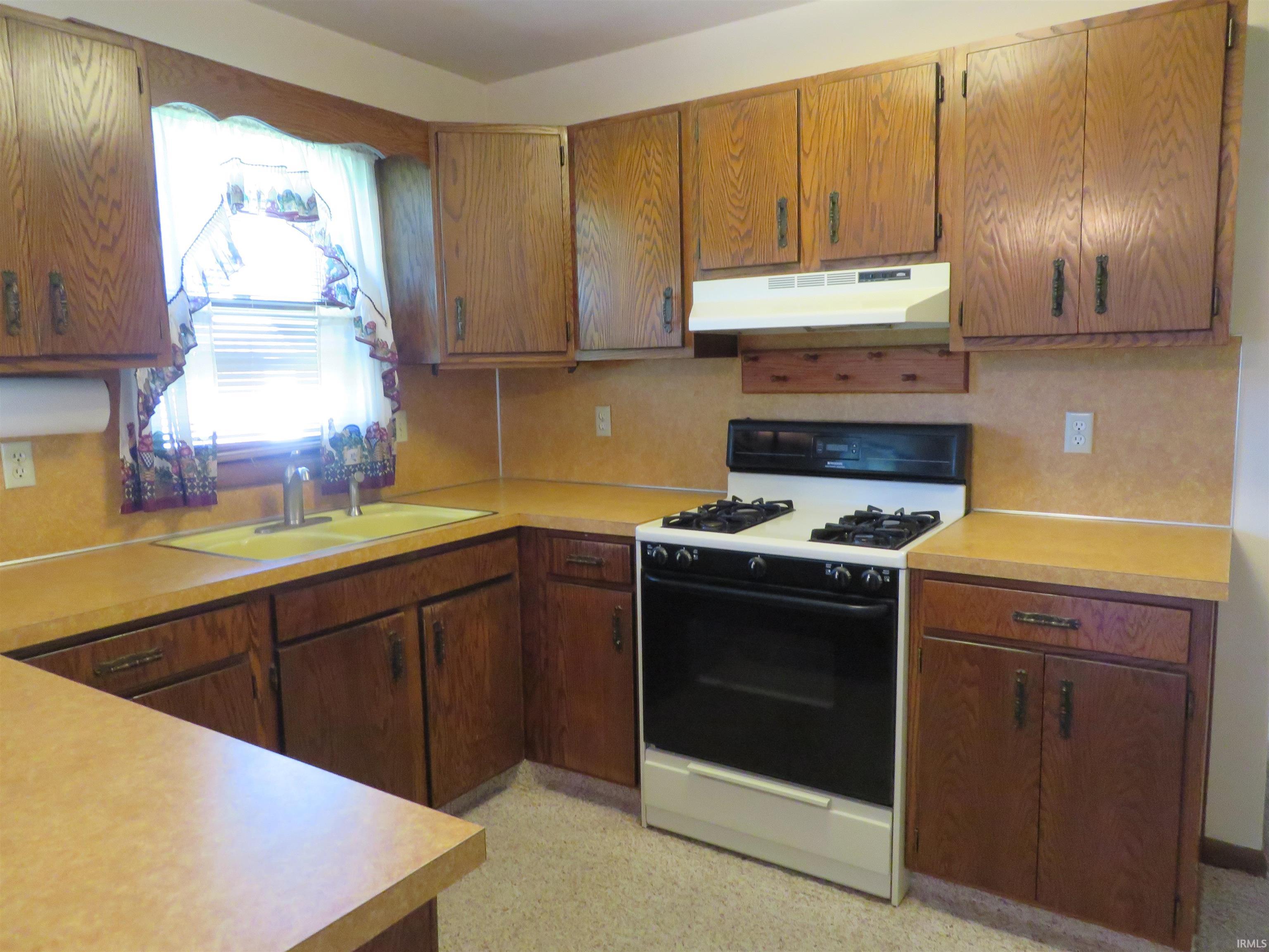 3376 E Kenway Drive Warsaw IN 46580