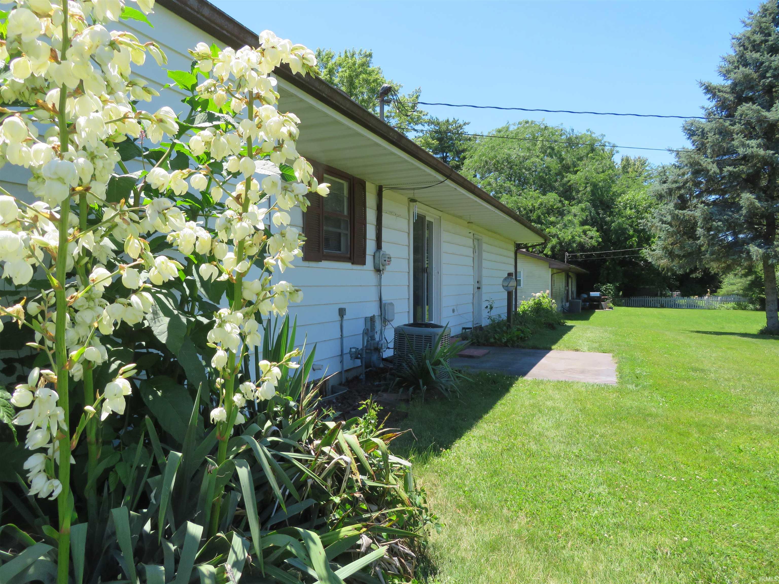 3376 E Kenway Drive Warsaw IN 46580