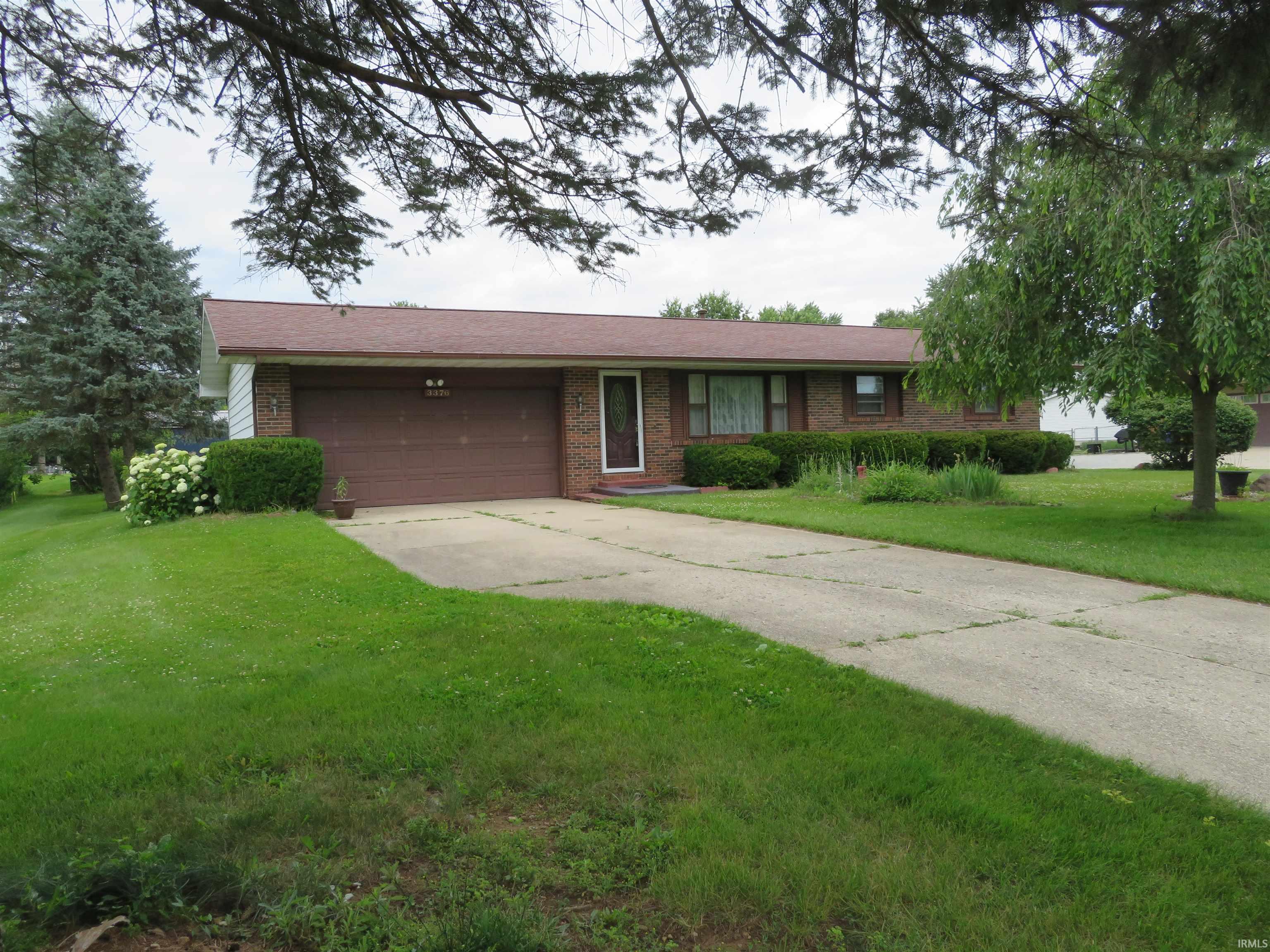 3376 E Kenway Drive Warsaw IN 46580