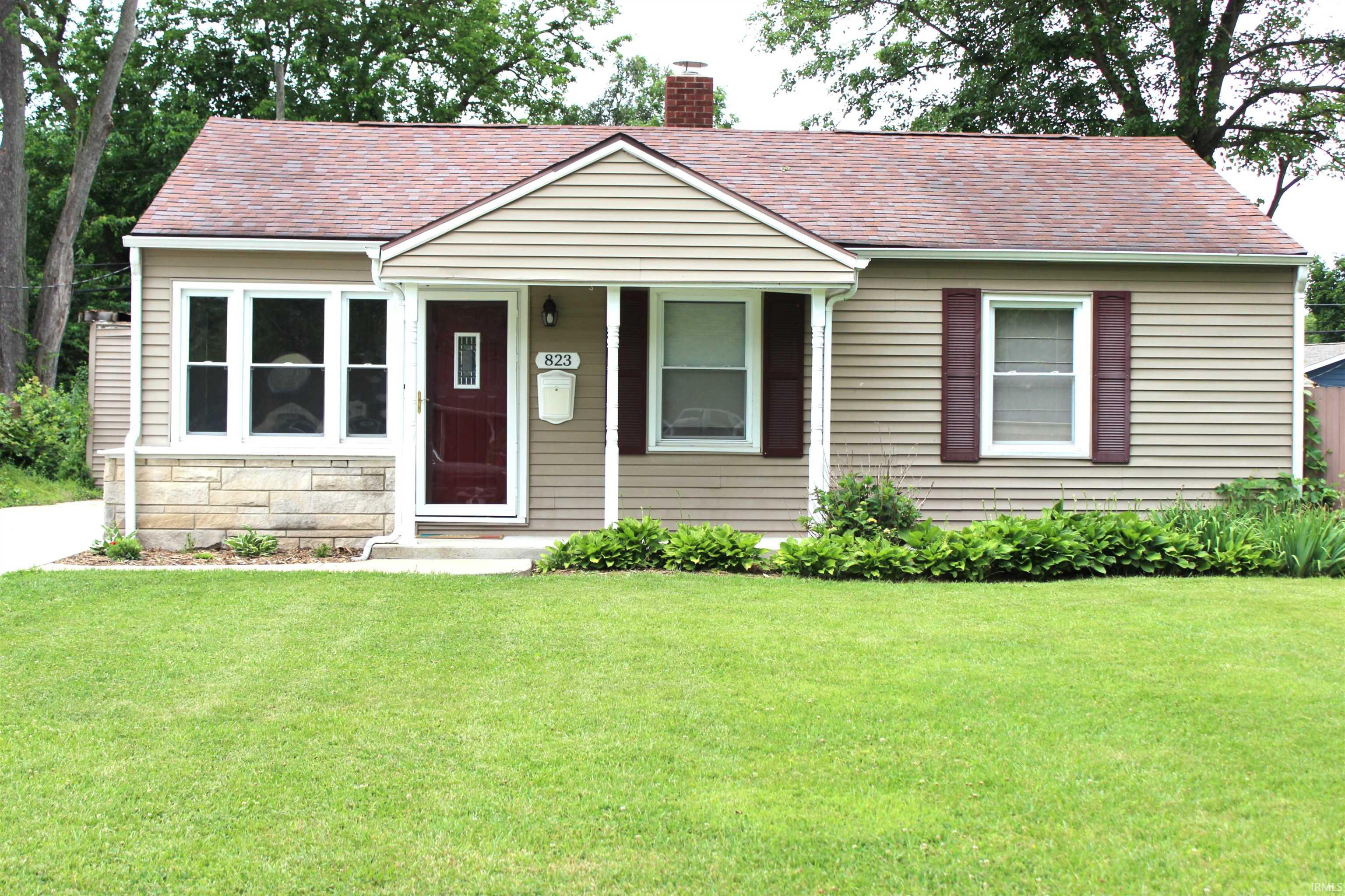 823 Northwood Drive South Bend IN 46617