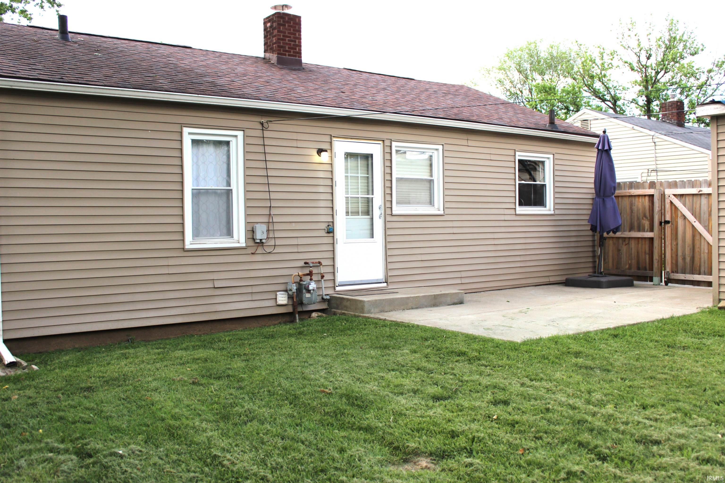 823 Northwood Drive South Bend IN 46617