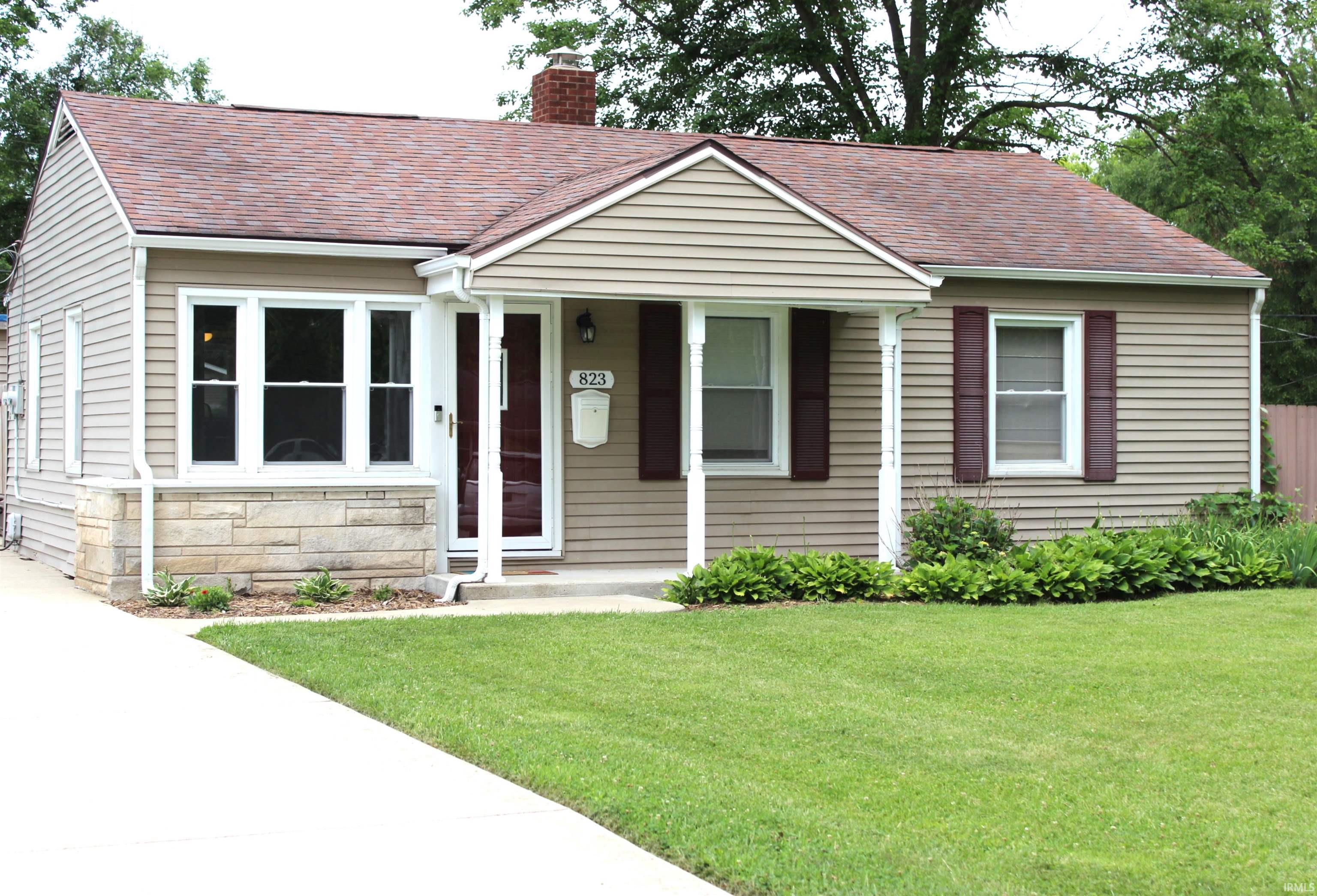823 Northwood Drive South Bend IN 46617