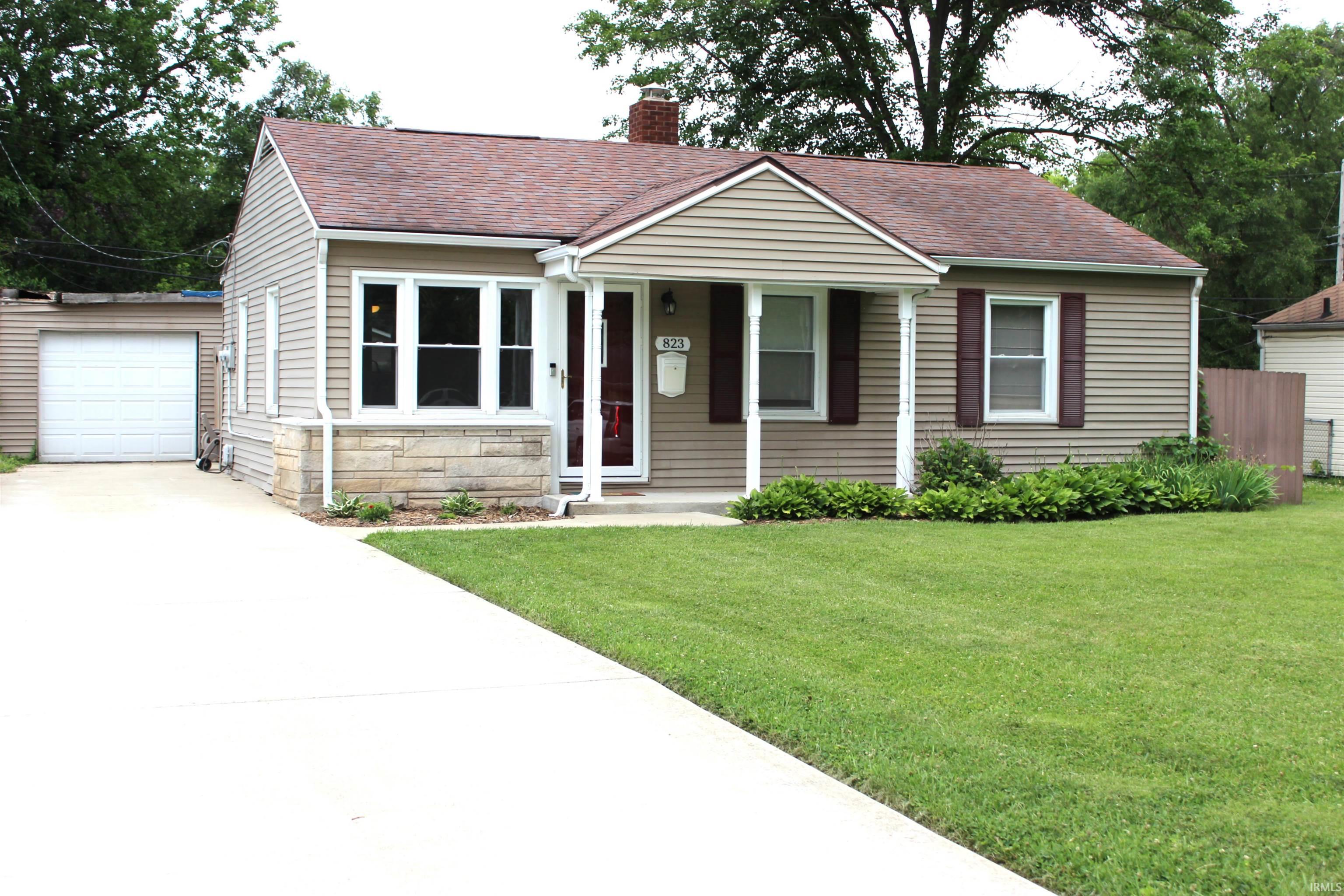 823 Northwood Drive South Bend IN 46617