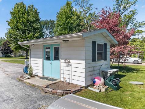 6254 E Trusdell Avenue Syracuse IN 46567