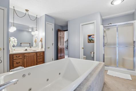 4178 E 1100 N Roanoke IN 46783