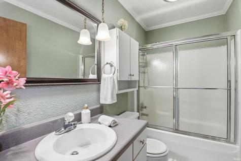 4178 E 1100 N Roanoke IN 46783