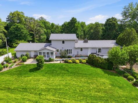 4178 E 1100 N Roanoke IN 46783