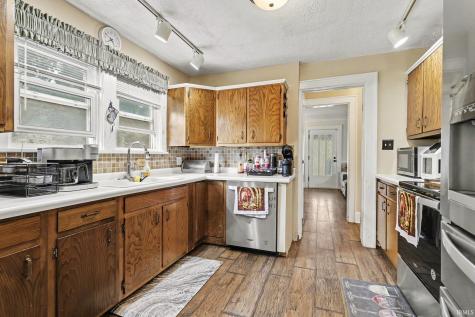 2412 Miami Street South Bend IN 46614