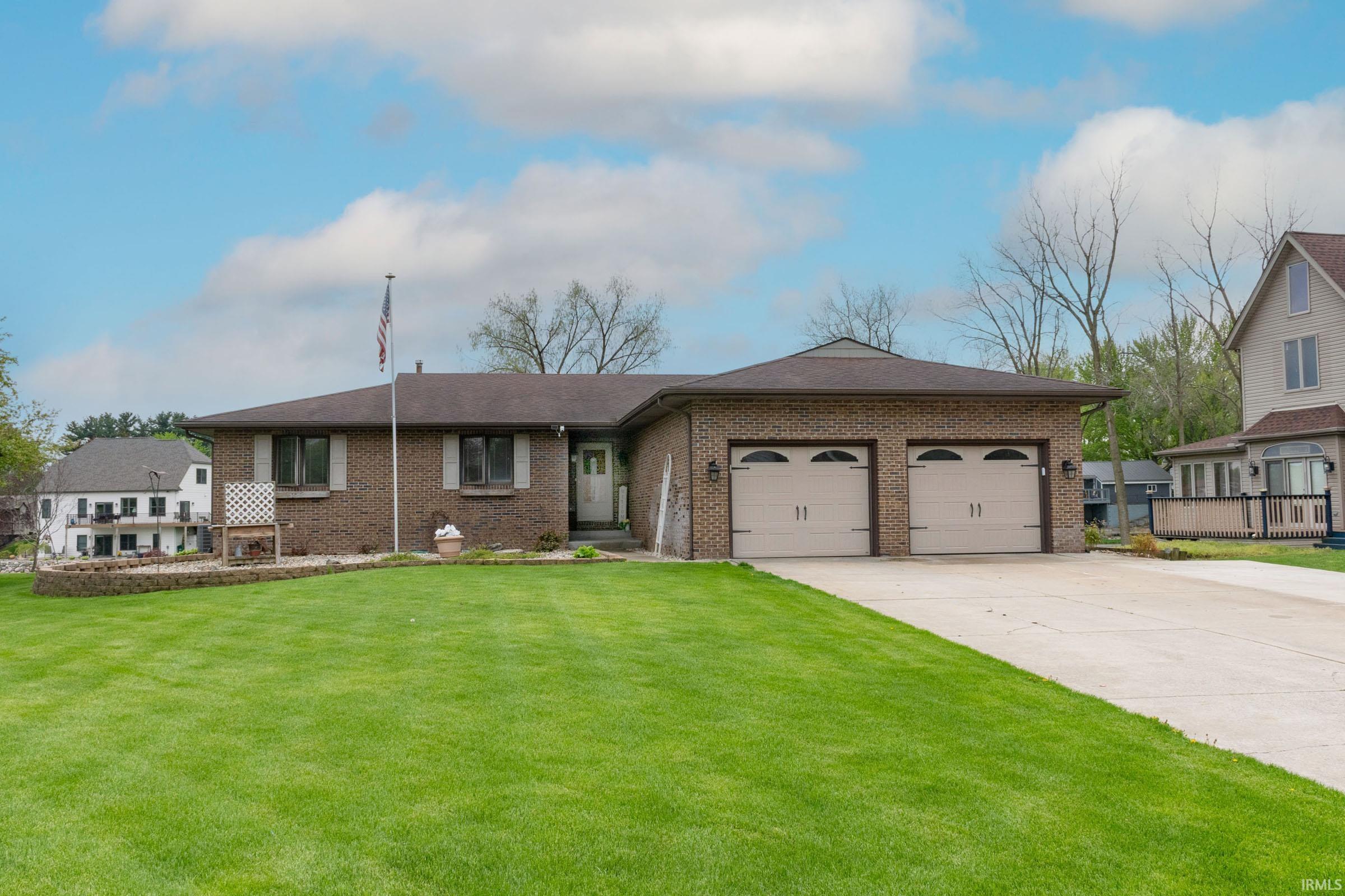 29342 River Shore Estates Elkhart IN 46516
