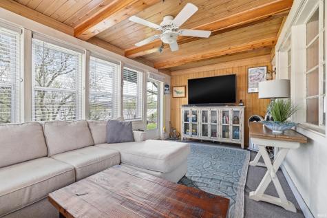 8110 N Lakewood Drive Unionville IN 47468