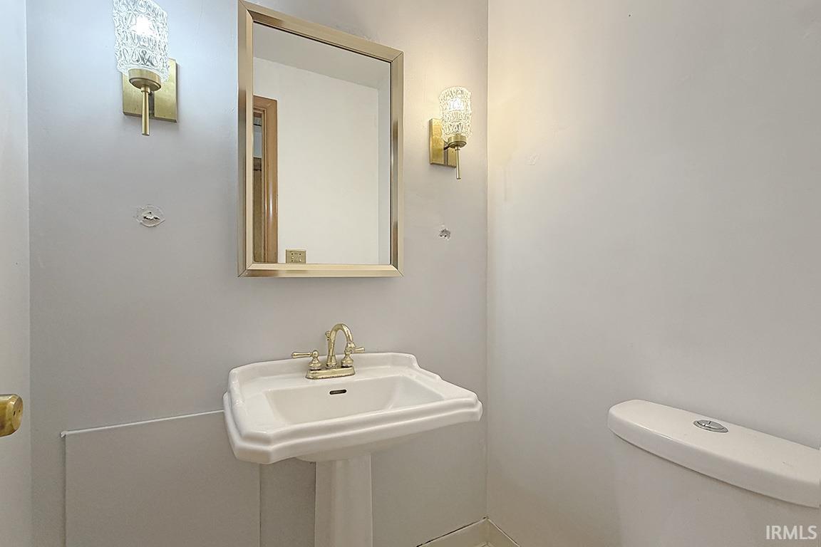 2521 Riverview Place Elkhart IN 46516
