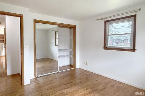 2521 Riverview Place Elkhart IN 46516
