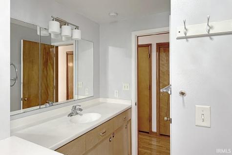 2521 Riverview Place Elkhart IN 46516