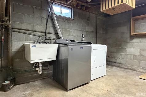 2521 Riverview Place Elkhart IN 46516