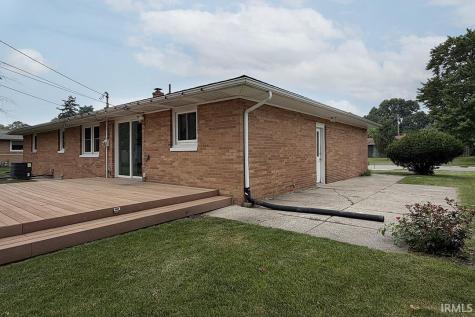 2521 Riverview Place Elkhart IN 46516
