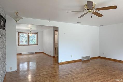 2521 Riverview Place Elkhart IN 46516