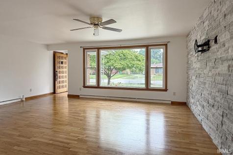 2521 Riverview Place Elkhart IN 46516