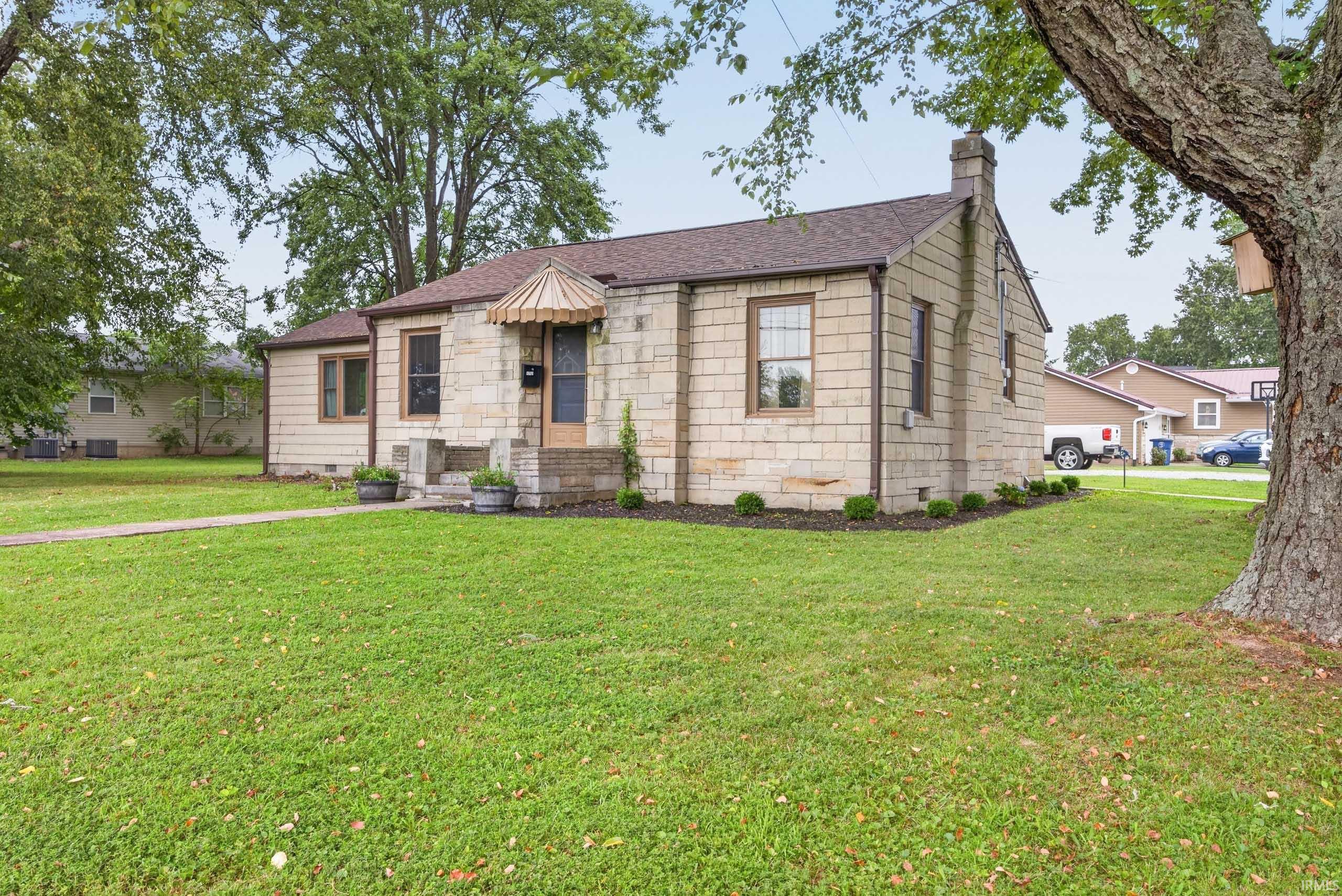 1201 W Warren Street Mitchell IN 47446