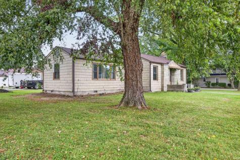 1201 W Warren Street Mitchell IN 47446