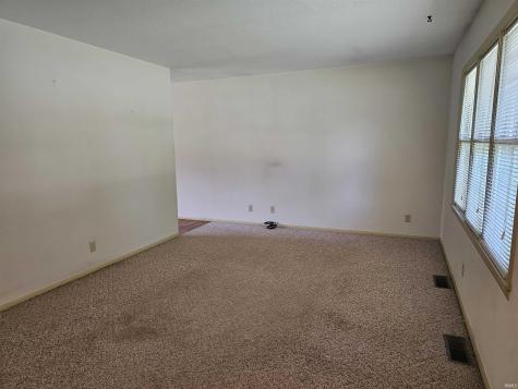 109 Princeton Lane Logansport IN 46947