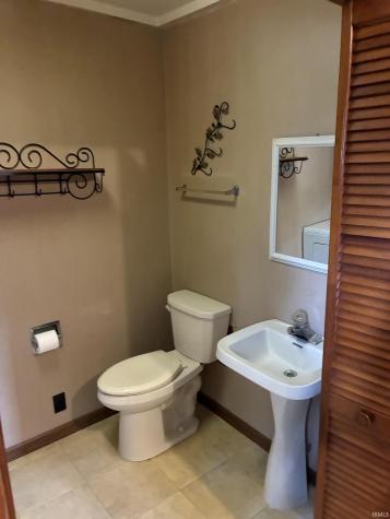 909 N Washington Street Bicknell IN 47512