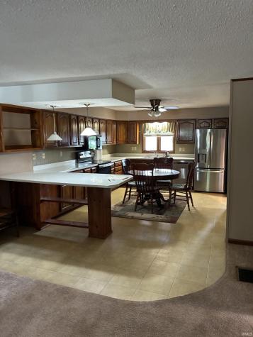 909 N Washington Street Bicknell IN 47512